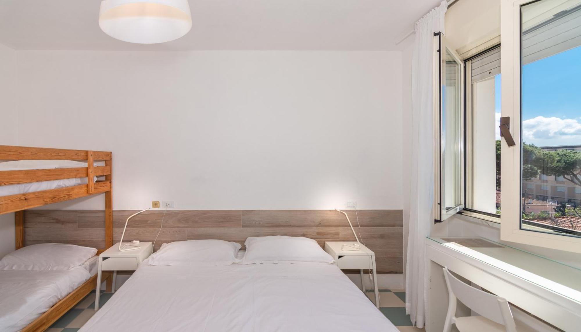Hotel Happy Marina di Pietrasanta Exterior photo