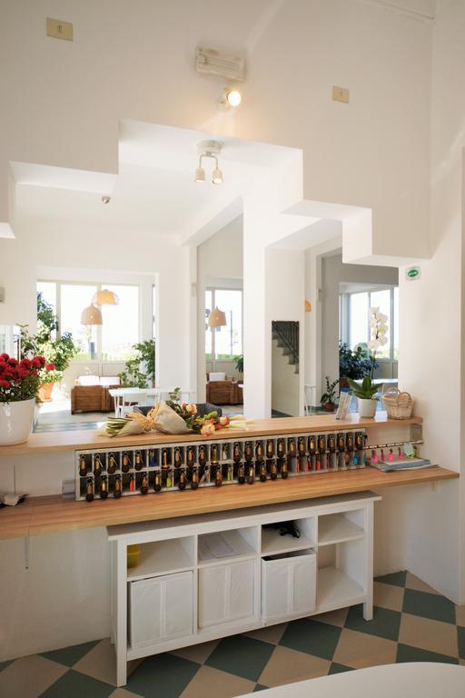 Hotel Happy Marina di Pietrasanta Exterior photo